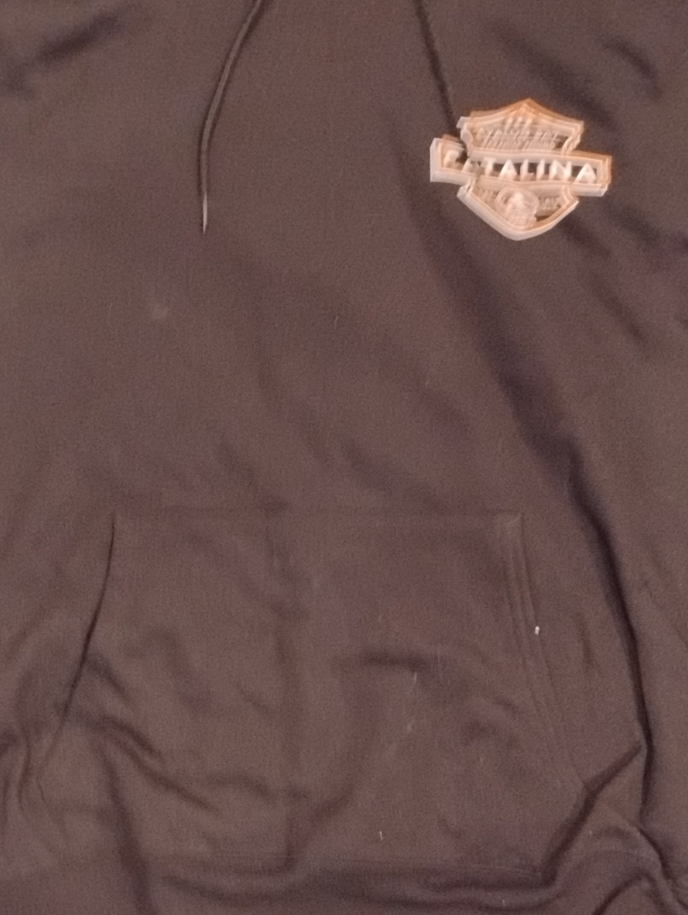 Unbranded Men’s Black Crewneck Sweatshirt with Crest Patch